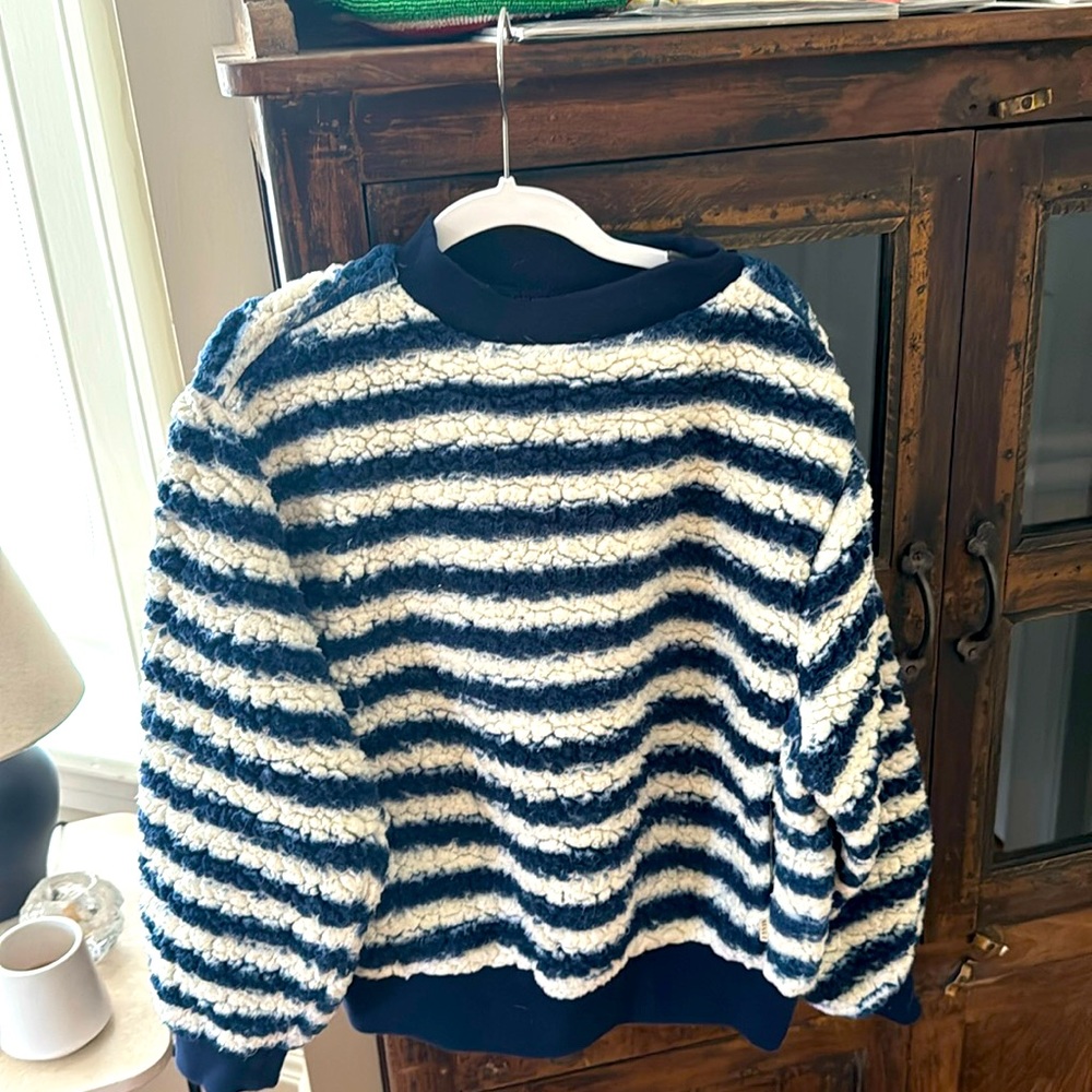 french designer comfortable sleeved sweater